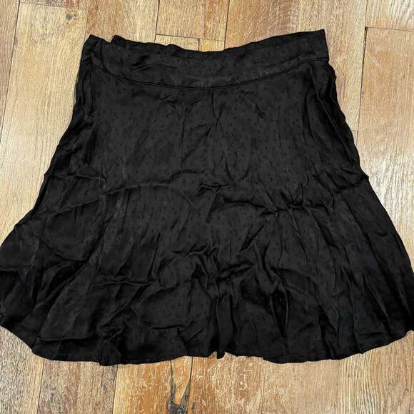 Free People Dresses & Skirts - Free People Black Star Pattern Ruffle Layered Mini Skirt
